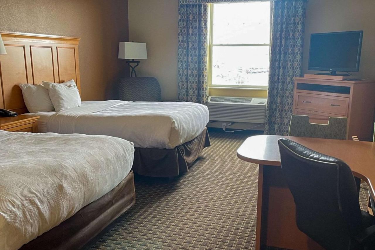 Mainstay Suites Уиллистон Экстерьер фото
